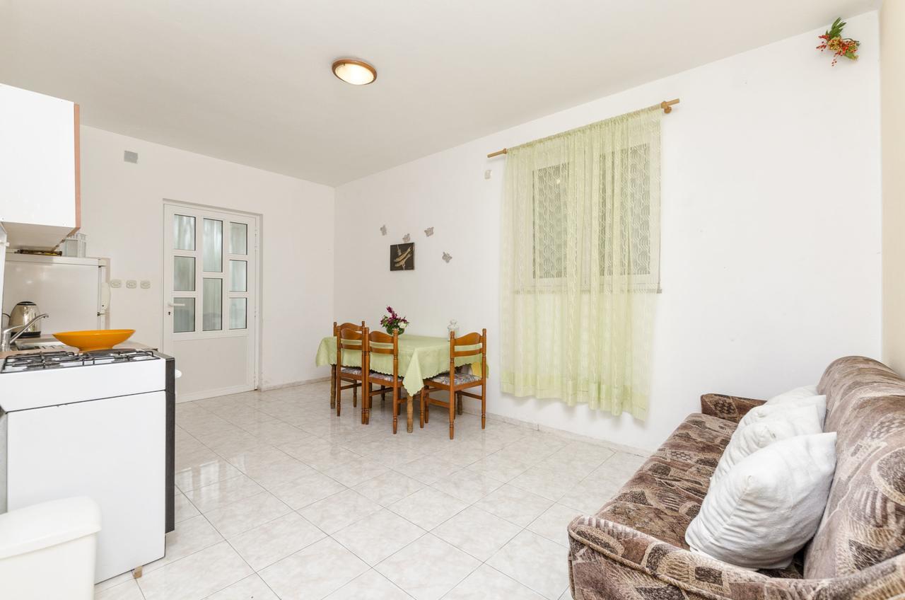 Apartments Helena Ivan Dolac Εξωτερικό φωτογραφία
